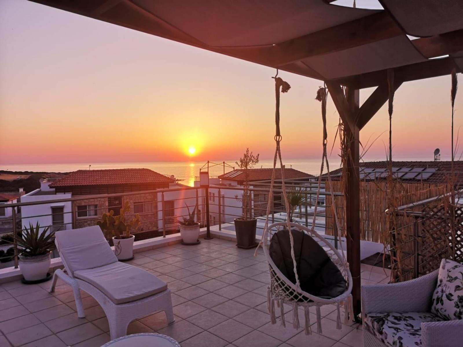 Boho Bay Apartment Akanthou Екстериор снимка