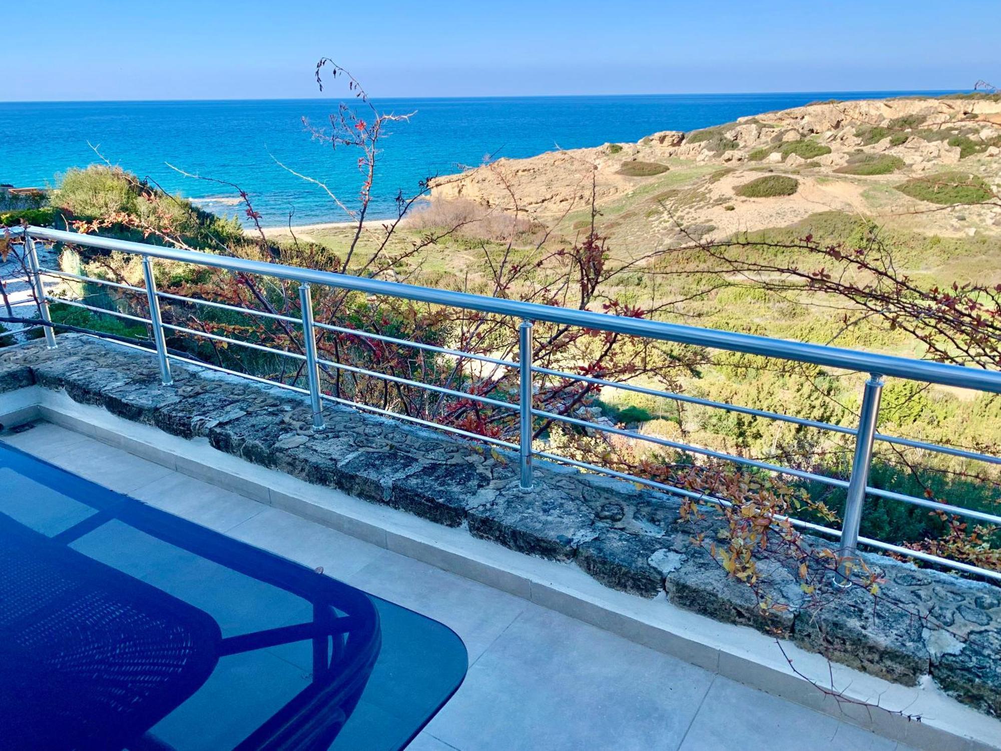 Boho Bay Apartment Akanthou Екстериор снимка