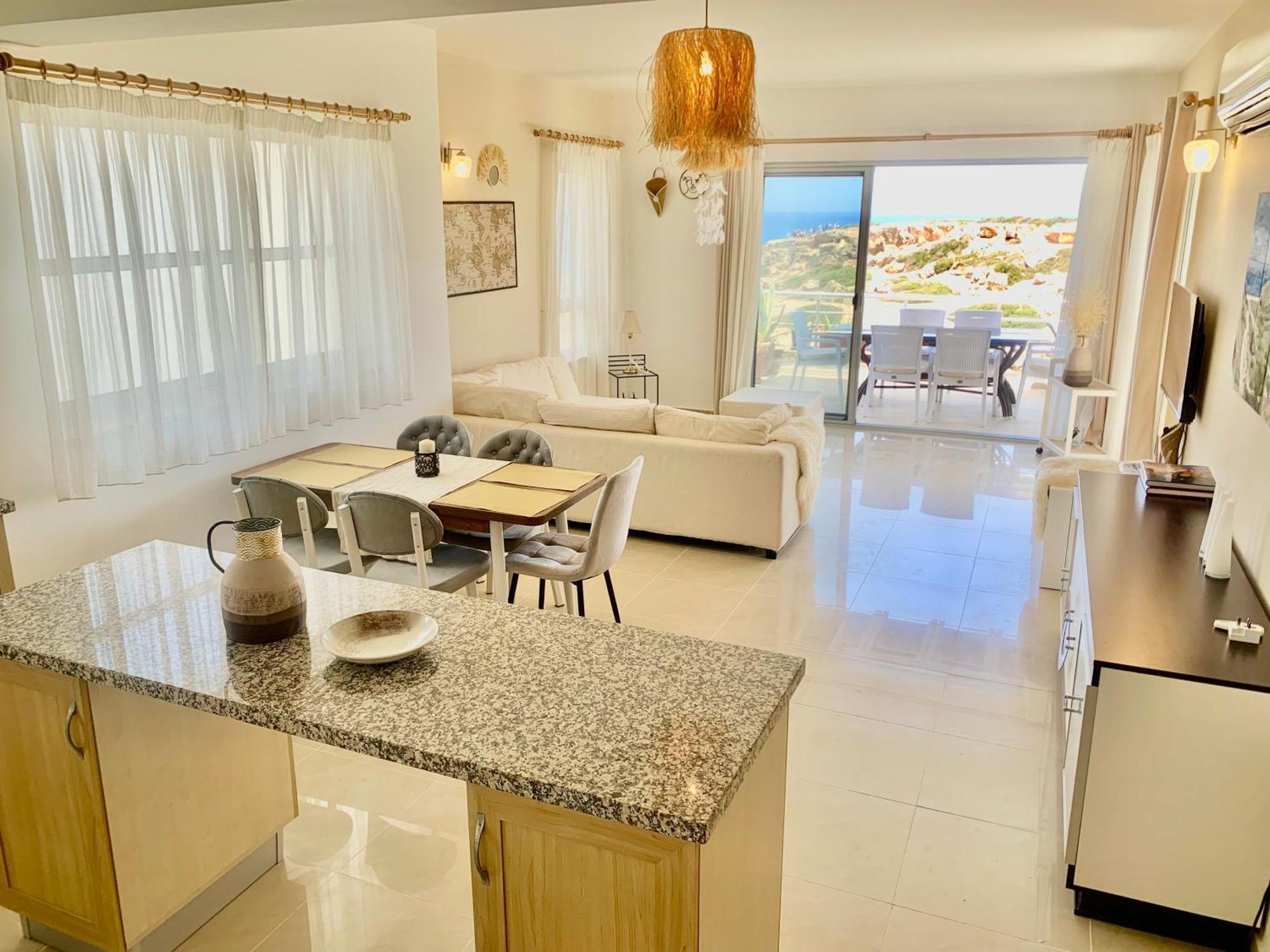 Boho Bay Apartment Akanthou Екстериор снимка